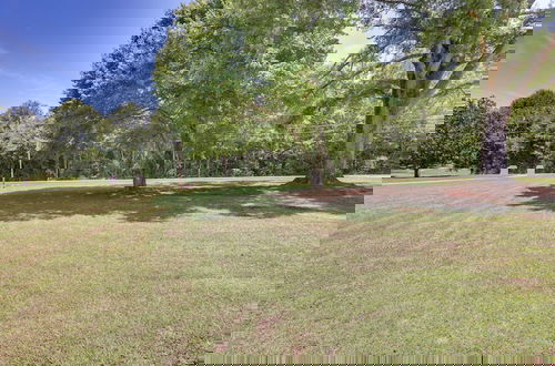 Foto 14 - Pet-friendly Alabama Retreat w/ Deck & Patio