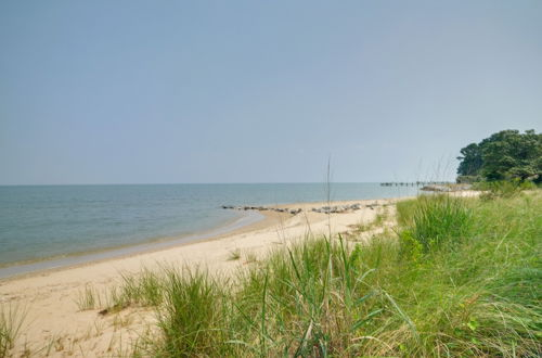 Photo 8 - Vacation Rental House Situated on Chesapeake Bay