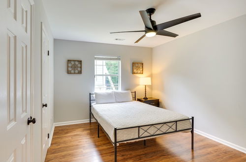 Photo 15 - Cozy Vacation Rental ~ 2 Mi to Downtown Durham