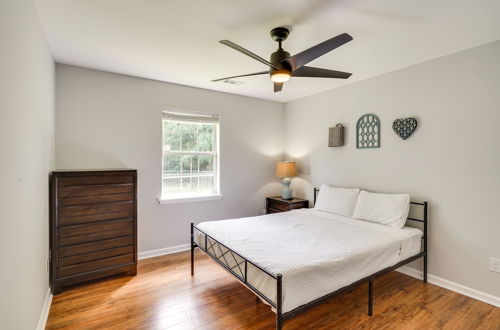 Photo 3 - Cozy Vacation Rental ~ 2 Mi to Downtown Durham