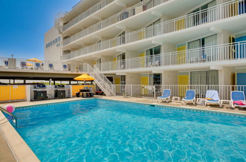 Photo 17 - Wildwood Condo Rental w/ Pool & Beach Access