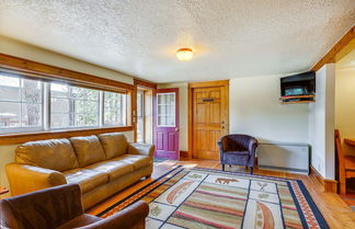 Photo 1 - Secluded Stonewall Cabin With Mountain View