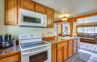 Photo 3 - Secluded Stonewall Cabin With Mountain View