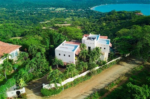 Foto 46 - Hacienda-style Villa With Pool and Sweeping Ocean Views Above Potrero