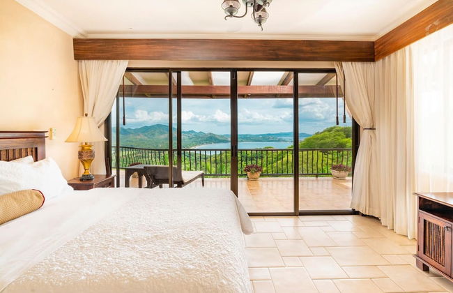 Hacienda-style Villa With Pool and Sweeping Ocean Views Above Potrero - Foto 8