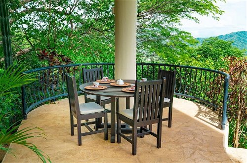Foto 22 - Hacienda-style Villa With Pool and Sweeping Ocean Views Above Potrero