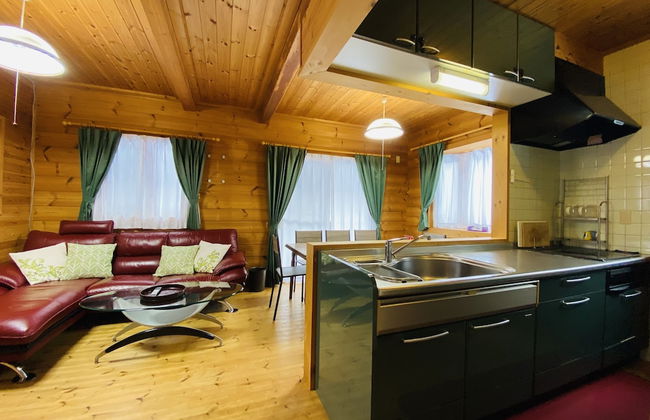 Swiss Chalet Hakuba - Photo 9