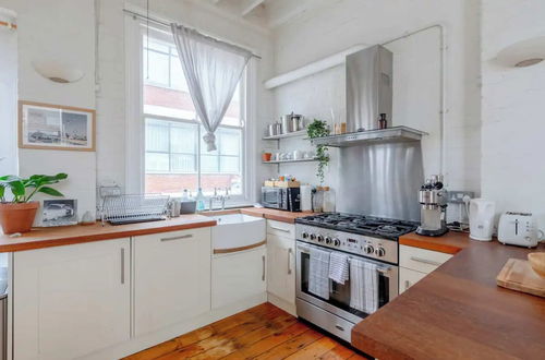 Foto 8 - Stylish & Spacious 1BD Flat - Dalston