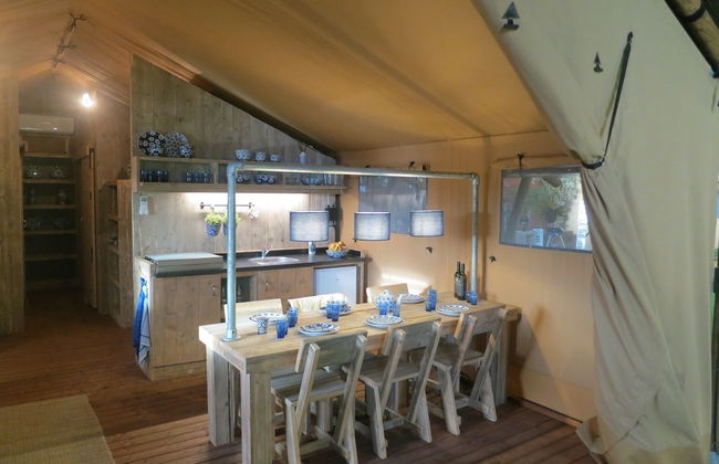 Lovely Tent with Kitchen & Bathroom Located near Pond - Foto 3