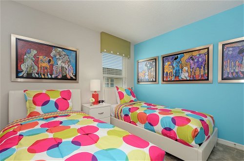 Photo 8 - Family Friendly 4beds Close to Disney Compass Bay Resort Orlando 5102