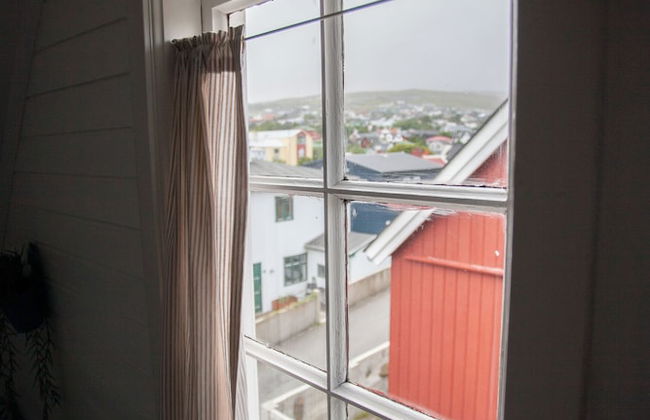 Two Bedroom Vacation Home In The Center Of Tórshavn - Photo 19
