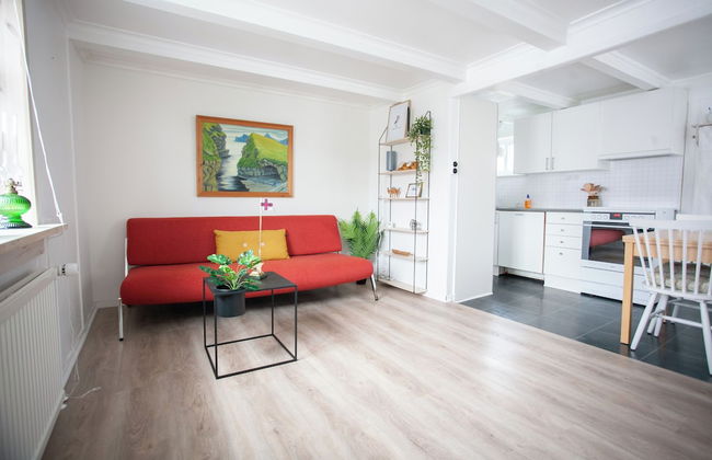 Two Bedroom Vacation Home In The Center Of Tórshavn - Photo 11