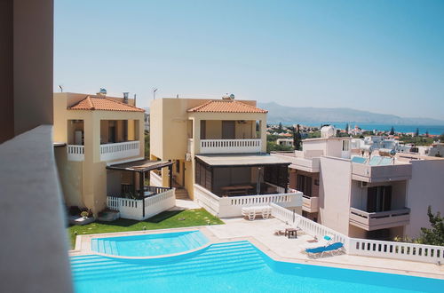 Photo 77 - Villa Cook with pool and sea views