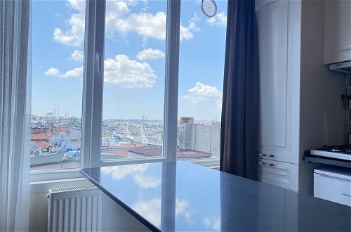 Photo 10 - Flat w City View Near Galata Tower in Istiklal Ave