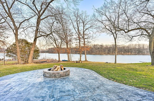 Photo 17 - Lakefront Hartland Cottage w/ Patio & Fire Pits