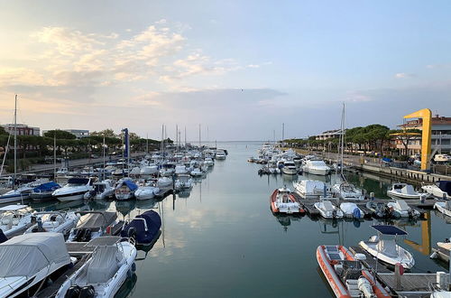 Foto 13 - Seafront Flat With Amazing View in Lignano Pineta