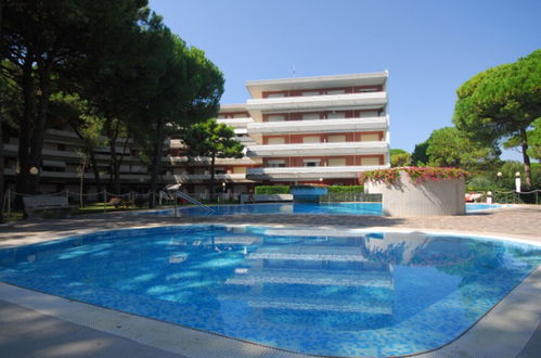 Photo 1 - Apartment in Nice Residence by the sea With Pool