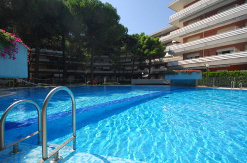 Foto 10 - Apartment in Nice Residence by the sea With Pool