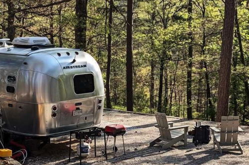 Foto 11 - Airstream with Sunset Deck