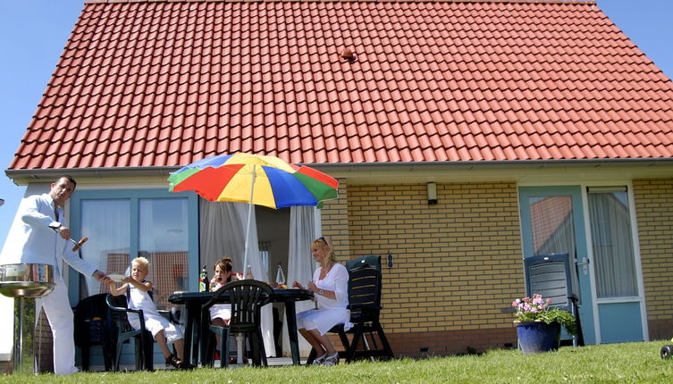 Photo 1 - Detached Holiday Home With Garden Near Hoorn