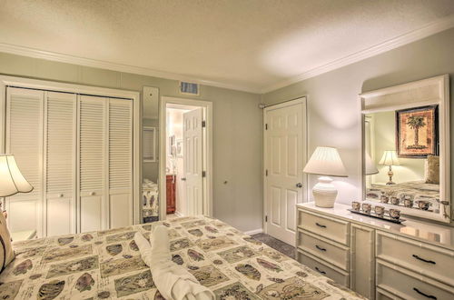 Photo 3 - Cozy Myrtle Beach Escape With Resort Amenities