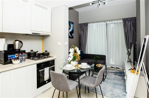 Photo 23 - Tanin - Exquisite 1BR Apt in Zada Tower with Canal Views