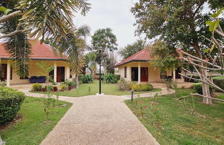 Photo 1 - Room in Bungalow - Schönes Bungalow mit Gemeinschaftichem Außenpool und 2km vom Sandstrand Enfernt