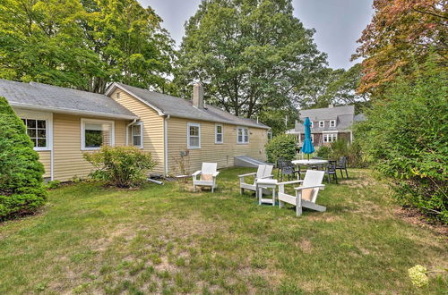 Photo 19 - Cozy Cape Cod Cottage, Walk to Monument Beach