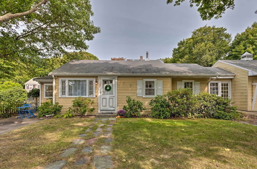 Photo 11 - Cozy Cape Cod Cottage, Walk to Monument Beach