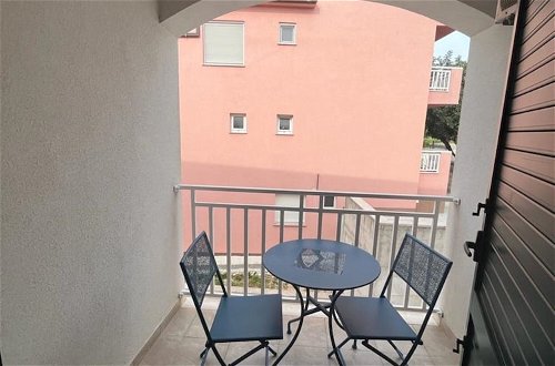 Photo 12 - A2 apt With Balcony and sea View, 3 min to Beach