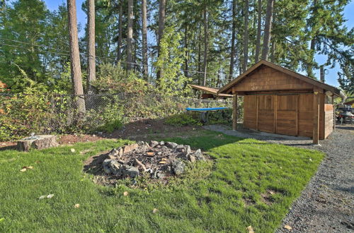 Foto 14 - Lake Lovers Oasis: Hot Tub & Mt Rainier View