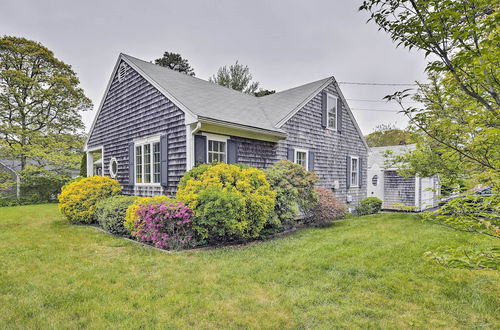 Foto 6 - Spacious Getaway W/deck - Walk to Nantucket Sound