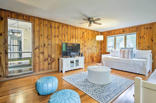 Photo 4 - Spacious Getaway W/deck - Walk to Nantucket Sound