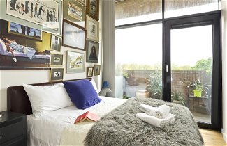 Foto 3 - Fabulous East London Flat With Rooftop Pool by Underthedoormat