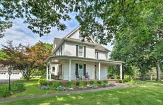 Photo 1 - Lush, Modern Farmhouse w/ Mtn Views & Sunroom