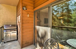 Photo 2 - Breckenridge Condo w/ Balcony + Hot Tub Access