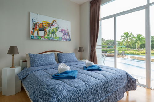 Photo 4 - Hua Hin One Bedroom One Bathroom With Pool Access Beachfront Nice Furniture