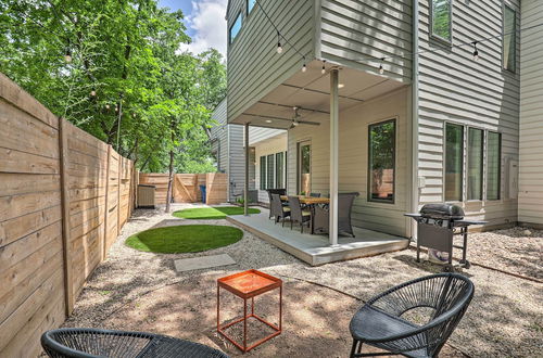 Photo 2 - Sunny Austin Abode: Proximity to Parks & Dtwn