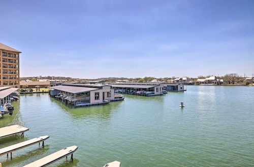 Photo 22 - Waterfront Condo With Balcony & Dock Access