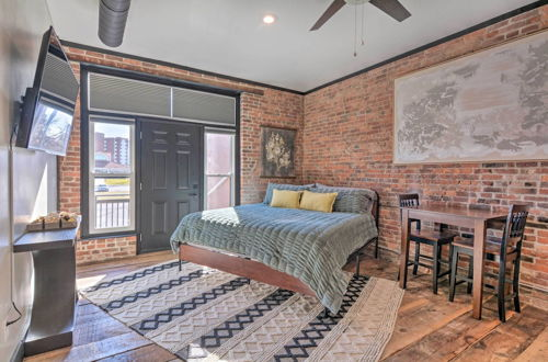 Photo 23 - Upscale Loft in the Heart of Dtwn Springfield