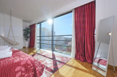 Foto 3 - SolStar Apartment by Litto