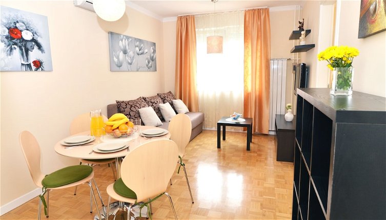 Photo 1 - Apartment Flores