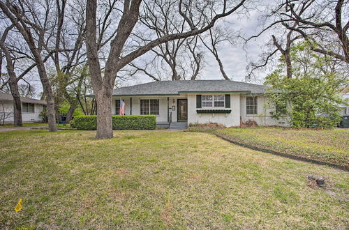 Photo 23 - Creekside Home w/ Patio & Grill: 17 Mi to Dallas