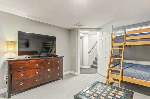 Photo 21 - Spacious Family Home w/ Garage Game Room & Office