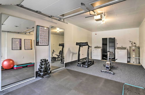 Photo 24 - Lovely Vancouver Retreat w/ Home Gym