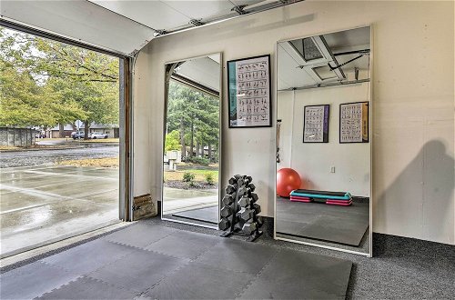 Photo 29 - Lovely Vancouver Retreat w/ Home Gym