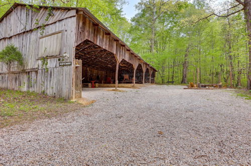 Photo 31 - Comfy Taswell Cabin Rental - Community Amenities