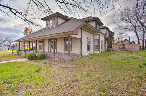 Photo 14 - Spacious Vacation Home: 10 Mi to Lavon Lake