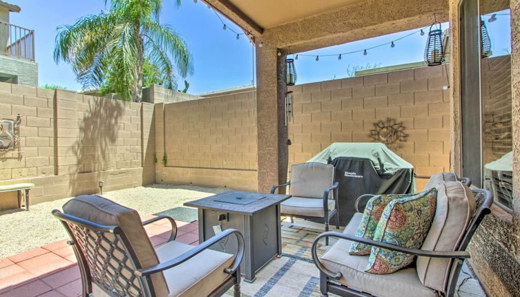 Photo 1 - North Phoenix Home w/ Community Pools