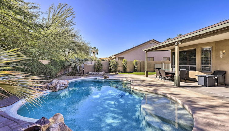 Foto 1 - Airy Scottsdale Home: Pool, Putting Green & Grill